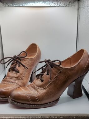 Bed Stu Oak Tree Farms Women's size 10 Victorian Leather Heel Renaissance shoes